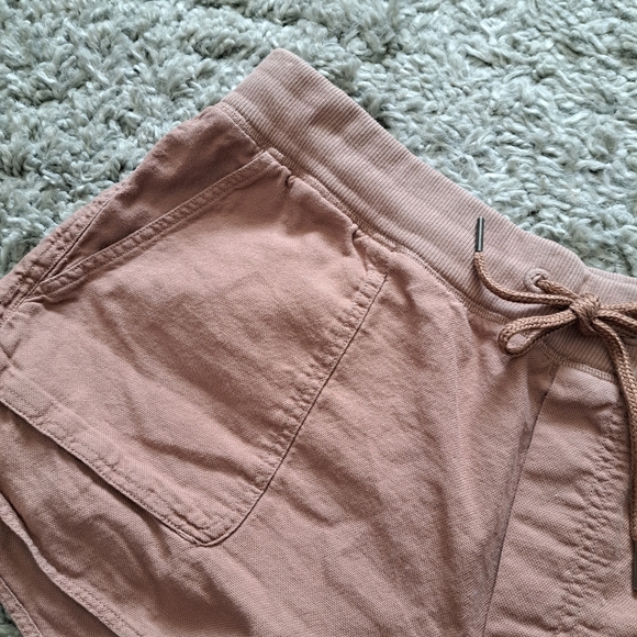 Community | Blush pink cute casual weight fabric womens shorts - Picture 3 of 9